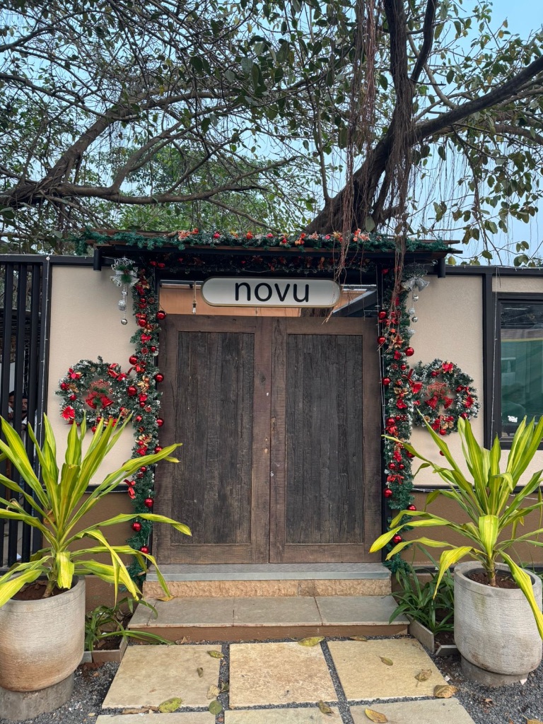 Novu Entrance